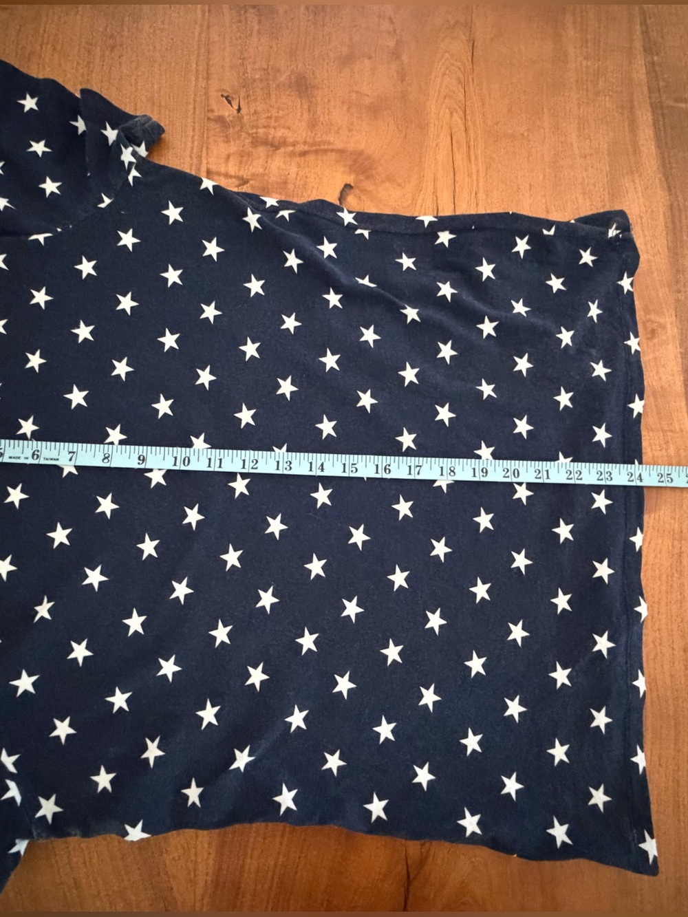 The North Face Navy Star Tee with Red Logo - Picture 5 of 6